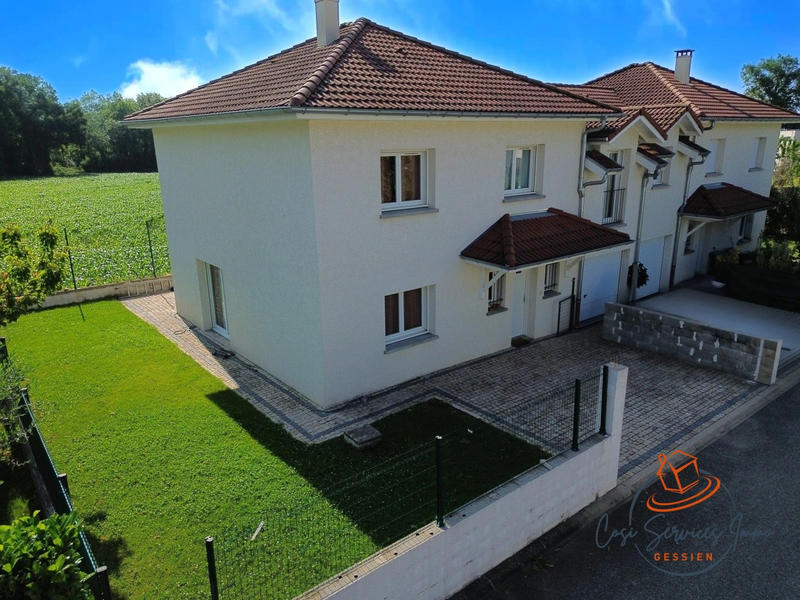 Maison - 135 m² - 6 pièces