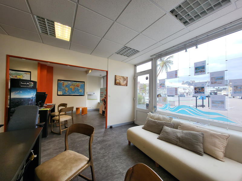 Local commercial - 63 m² - 3 pièces