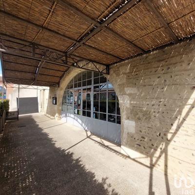 Local commercial - 143 m²
