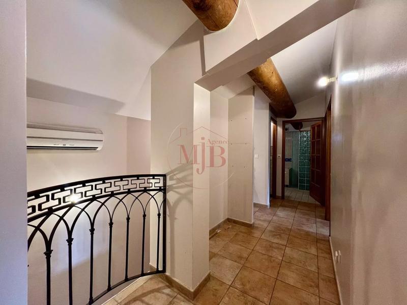 Maison de village - 245 m² - 8 pièces