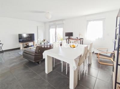 Maison - 76 m² - 4 pièces