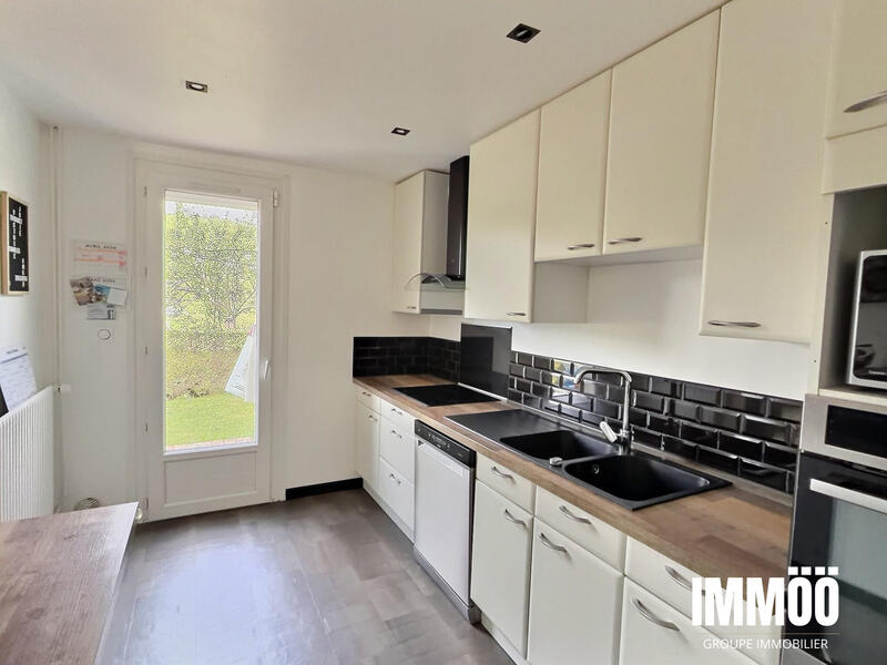 Maison - 87 m² - 5 pièces