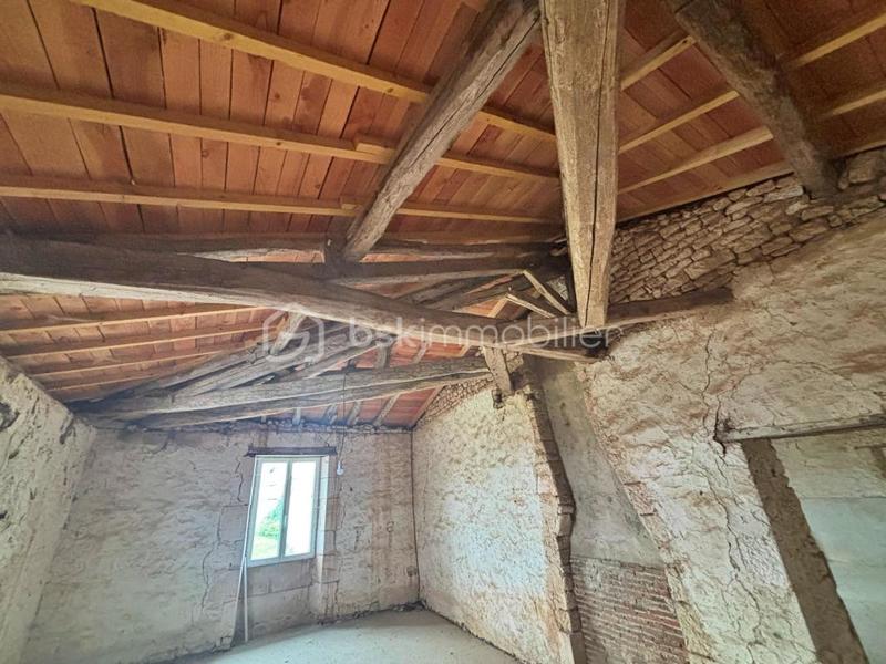 Maison - 220 m² - 6 pièces