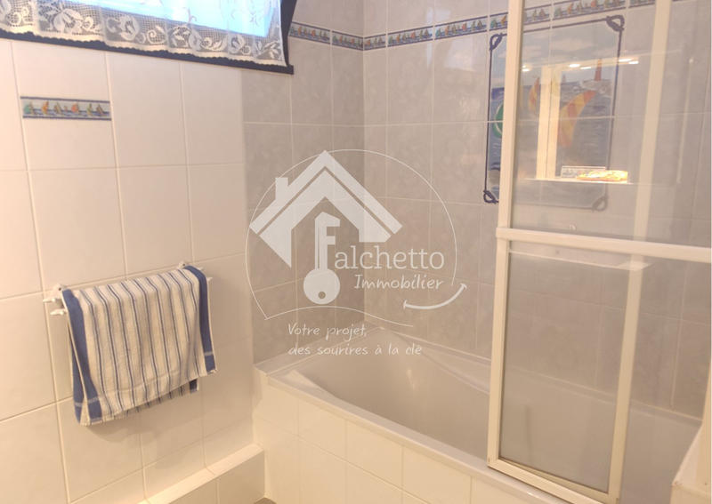 Appartement - 88 m² - 4 pièces