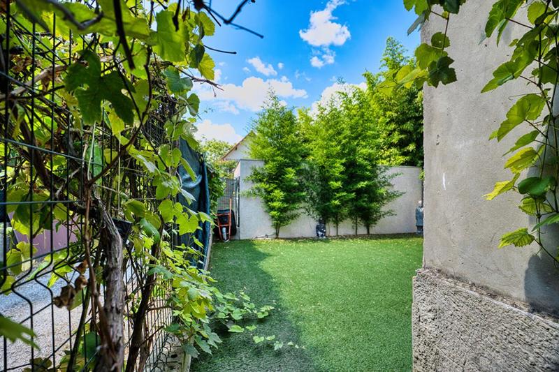 Maison - 92 m² - 5 pièces