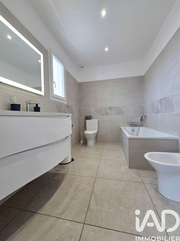 Maison - 106 m² - 4 pièces