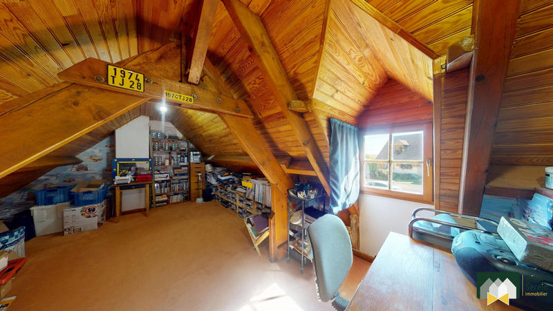 Maison - 105 m² - 5 pièces