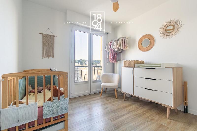 Appartement - 65 m² - 3 pièces