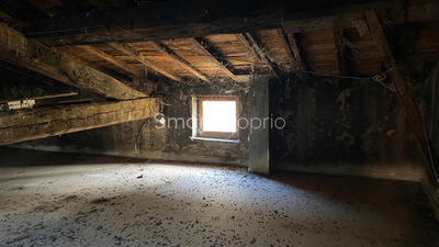 Appartement - 100 m² - 2 pièces