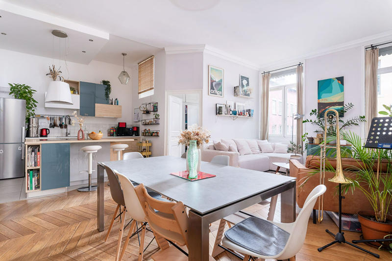 Appartement - 90 m² - 4 pièces