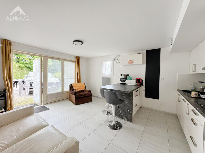 Maison - 204 m² - 5 pièces