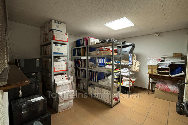 Fonds de commerce - Magasins - 80 m²