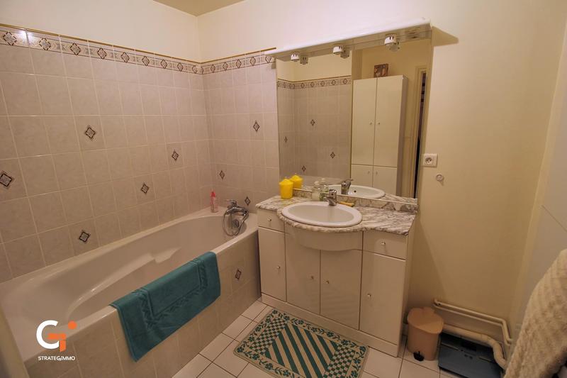 Appartement - 72 m² - 2 pièces