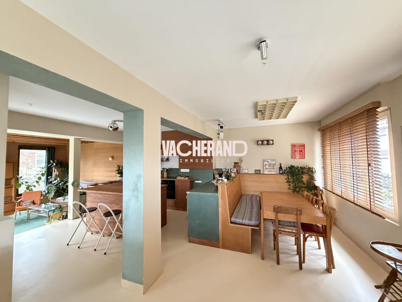 Maison - 94 m² - 4 pièces