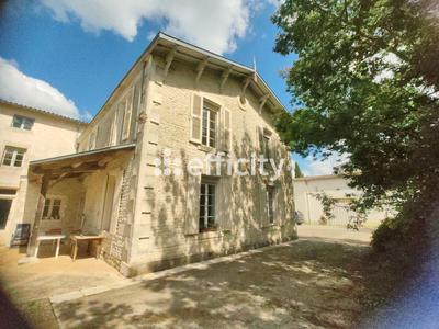 Maison - 178 m² - 6 pièces