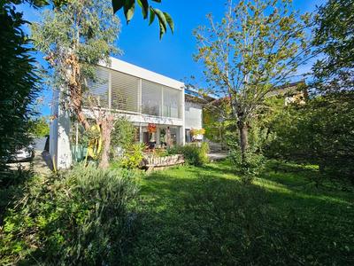 Maison - 166 m² - 5 pièces