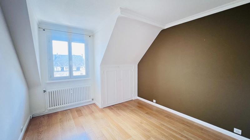 Appartement bourgeois - 100 m² - 5 pièces