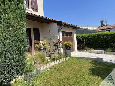 Maison - 106 m² - 5 pièces