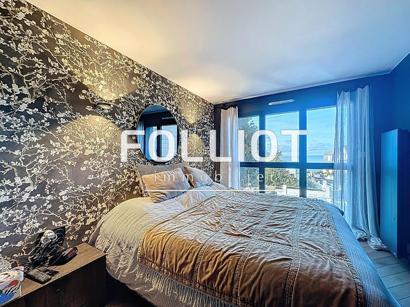 Maison - 167 m² - 6 pièces