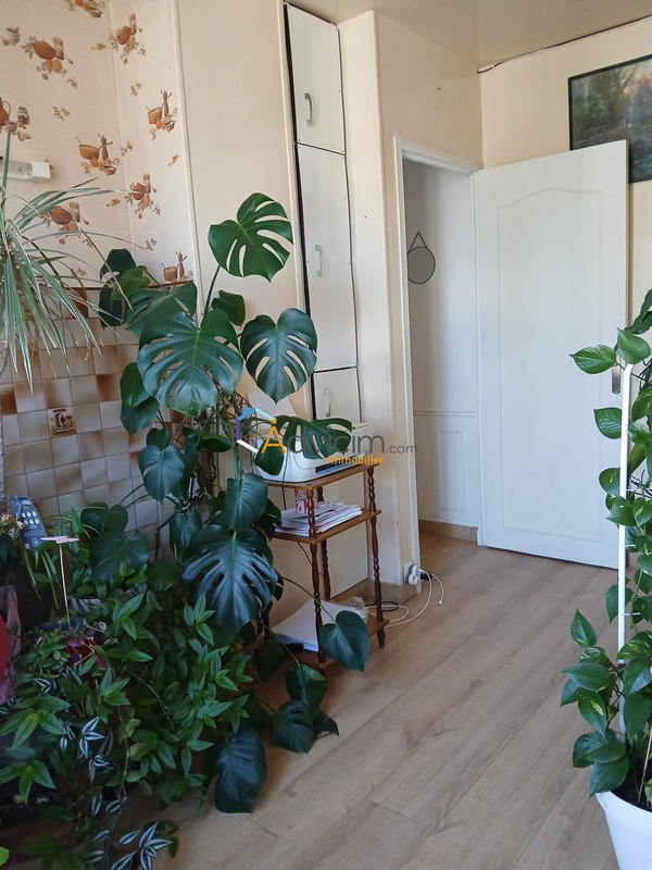 Maison traditionnelle - 105 m² - 5 pièces