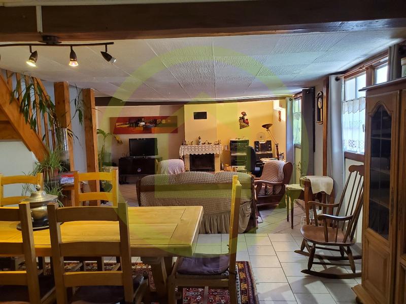 Maison - 160 m² - 6 pièces