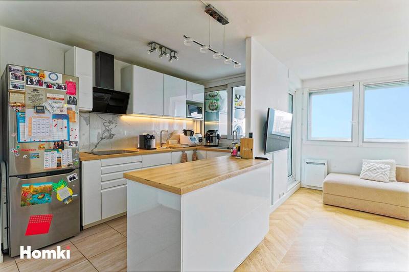 Appartement - 77 m² - 4 pièces