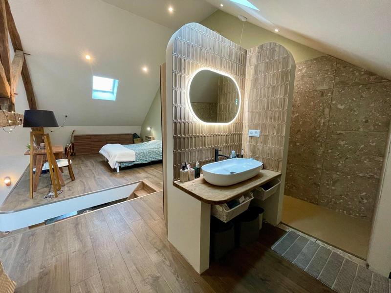 Maison ancienne - 220 m² - 7 pièces