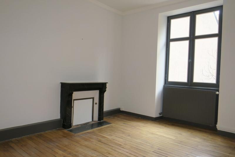 Bureau - 107 m² - 6 pièces