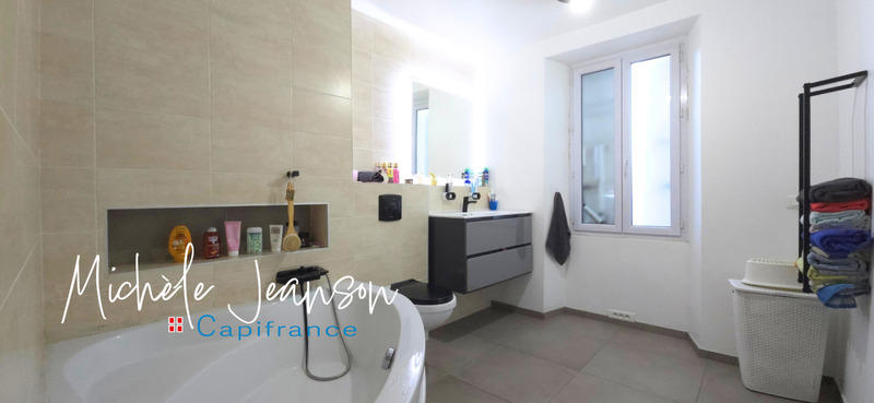 Maison - 117 m² - 6 pièces