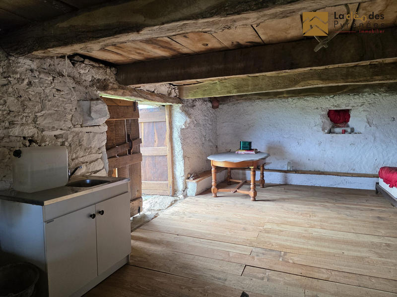 Maison ancienne - 90 m² - 2 pièces