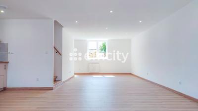 Maison - 107 m² - 4 pièces