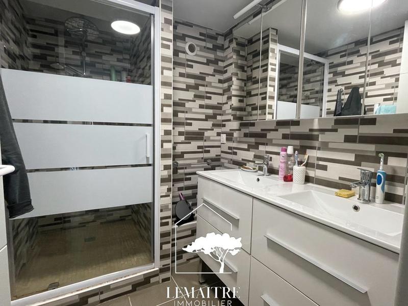 Maison - 130 m² - 8 pièces