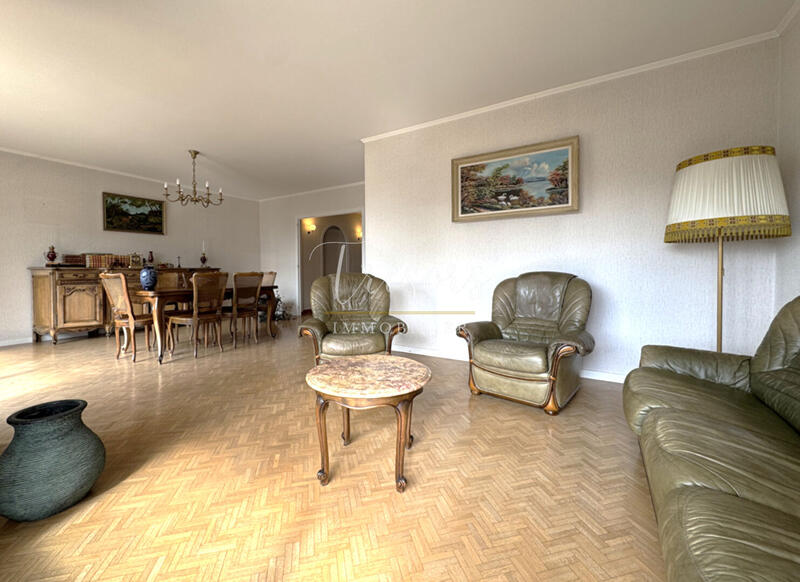 Appartement - 95 m² - 4 pièces