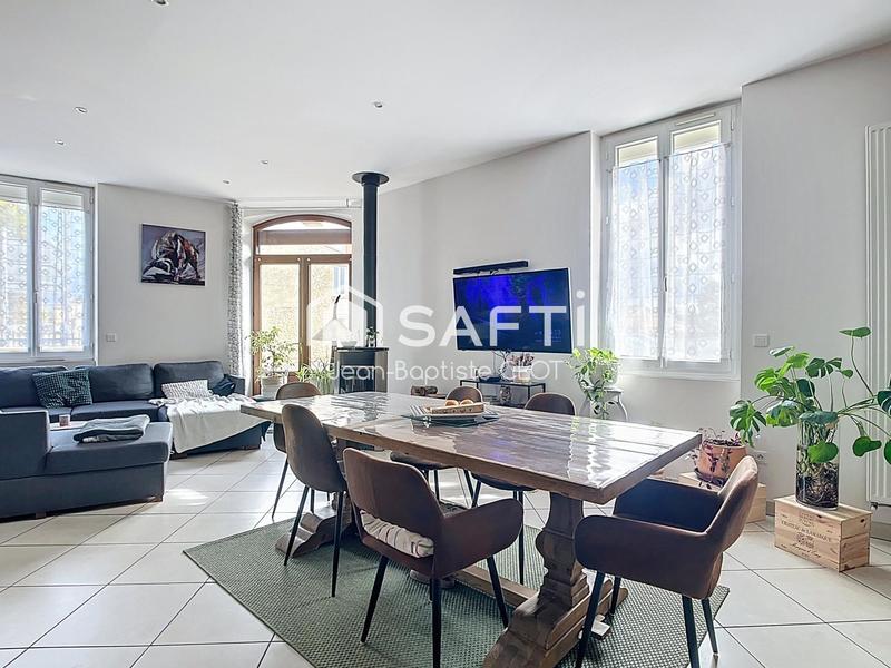 Maison - 270 m² - 7 pièces