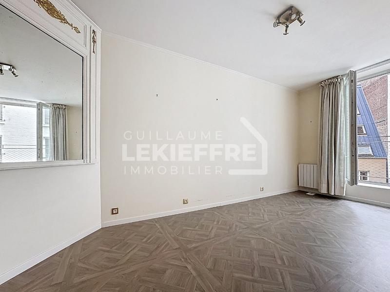 Appartement - 208 m² - 6 pièces