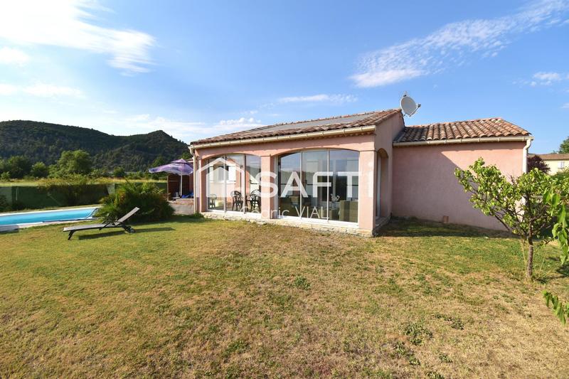 Maison - 104 m² - 4 pièces