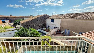 Immeuble - 136 m² - 6 pièces