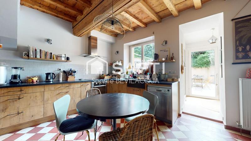 Maison - 160 m² - 6 pièces