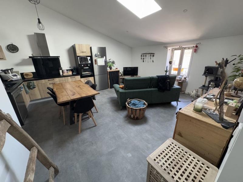 Appartement - 60 m² - 3 pièces