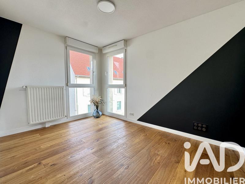 Appartement - 93 m² - 4 pièces