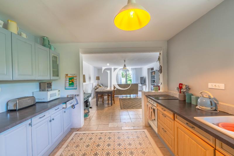 Maison - 111 m² - 4 pièces