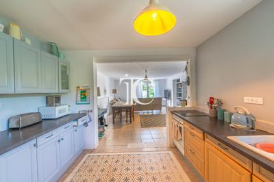 Maison - 111 m² - 4 pièces