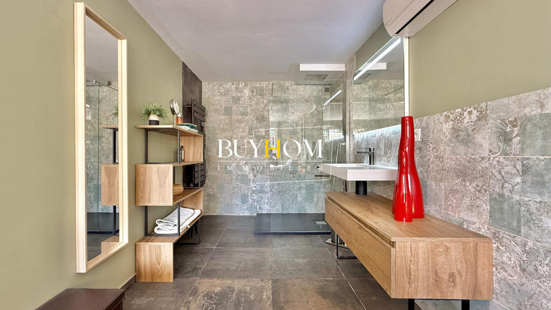 Maison - 190 m² - 5 pièces