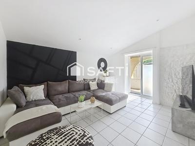 Maison - 193 m² - 10 pièces