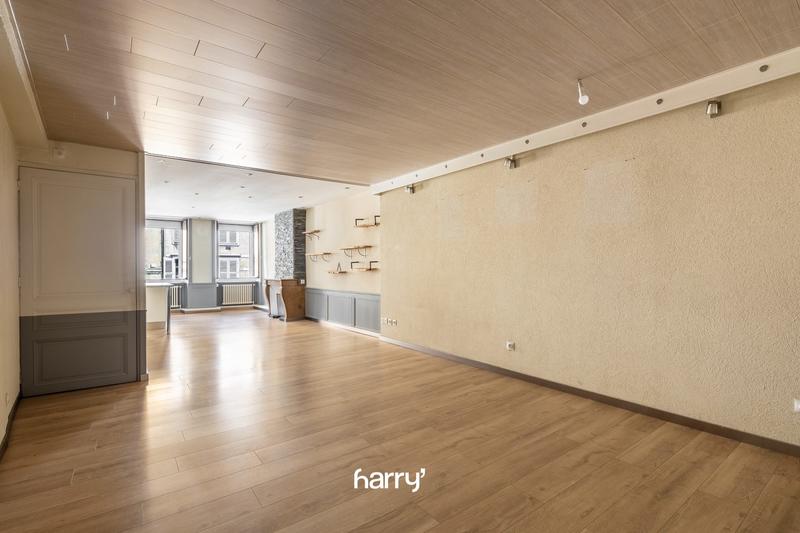 Appartement - 85 m² - 3 pièces