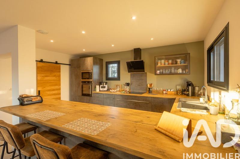 Maison - 142 m² - 4 pièces