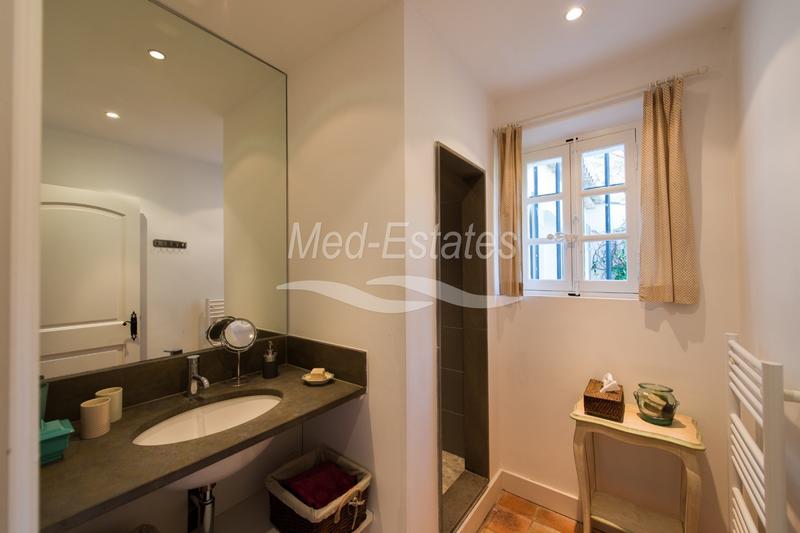 Villa - 350 m² - 10 pièces