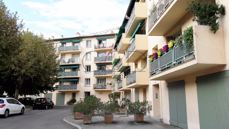 Appartement - 55 m² - 3 pièces