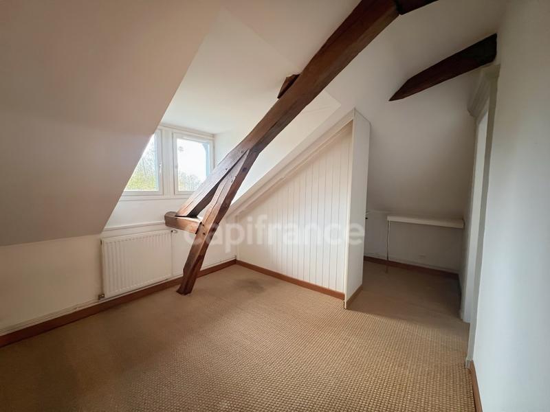 Appartement - 90 m² - 4 pièces