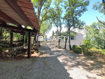 Maison - 175 m² - 8 pièces